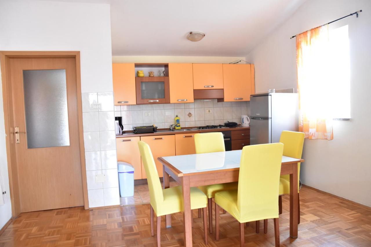 Apartman Branka- Sea View Peroj Exterior photo